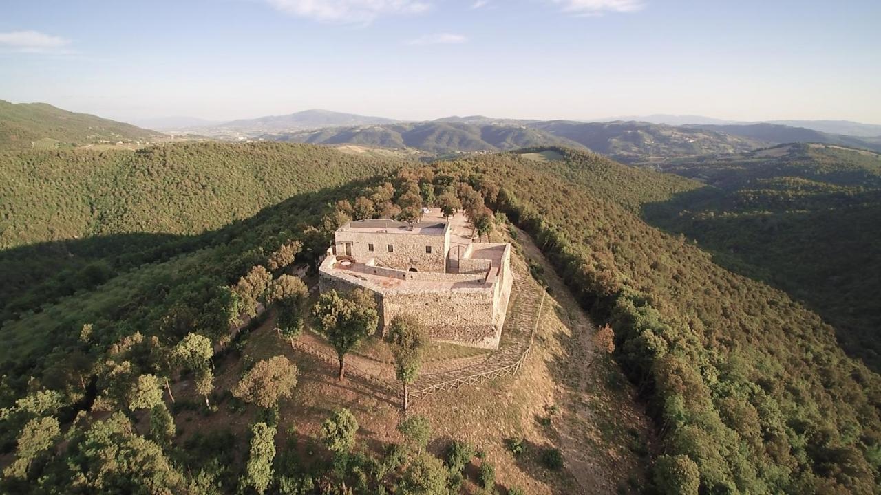 Tenuta Di Forte Sorgnano Gualdo Cattaneo Luaran gambar