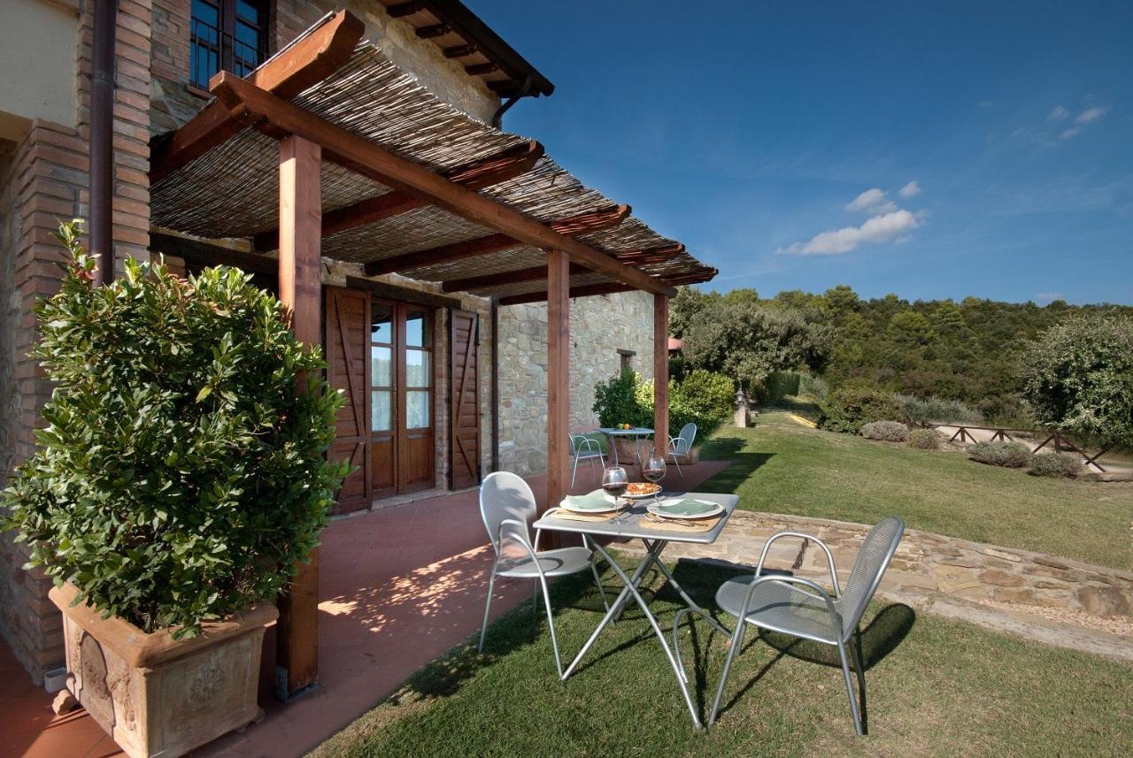 Tenuta Di Forte Sorgnano Gualdo Cattaneo Luaran gambar